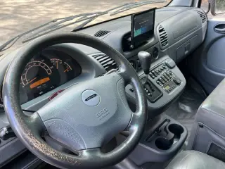 2005 Dodge Sprinter 2500
