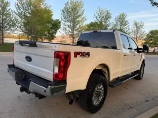 2018 Ford F-350 Super Duty XLT