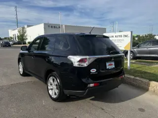 2014 Mitsubishi Outlander SE