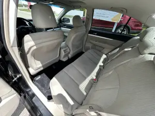 2010 Subaru Legacy 3.6R Premium