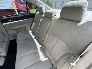 2010 Subaru Legacy 3.6R Premium