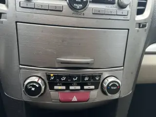 2010 Subaru Legacy 3.6R Premium