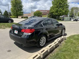 2010 Subaru Legacy 3.6R Premium