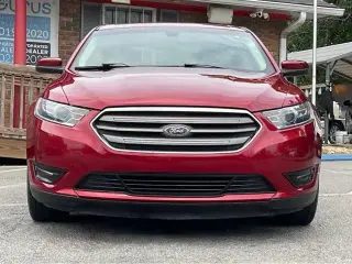 Ford Taurus 2019 SEL 4dr Sedan