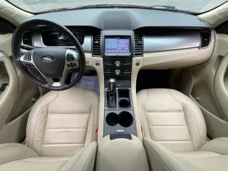 Ford Taurus 2019 SEL 4dr Sedan