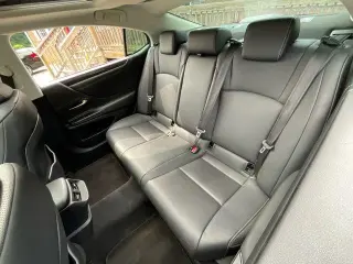 Lexus ES 350 2019 F SPORT 4dr Sedan