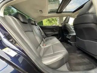 Lexus ES 350 2019 F SPORT 4dr Sedan