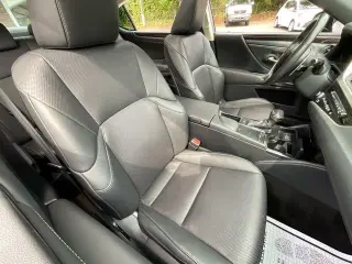Lexus ES 350 2019 F SPORT 4dr Sedan