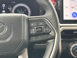 Toyota Tacoma 2024 4x4 Limited 4dr Double Cab 5.0 ft SB