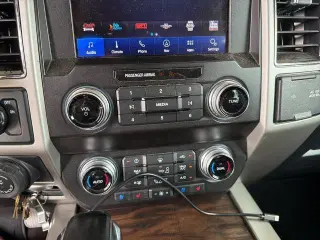 Ford F-150 2020 4x2 Lariat 4dr SuperCrew 5.5 ft. SB