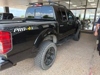 Nissan Frontier 2018 4x4 PRO-4X 4dr Crew Cab 5 ft. SB 6M