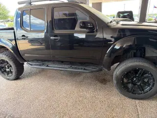 Nissan Frontier 2018 4x4 PRO-4X 4dr Crew Cab 5 ft. SB 6M