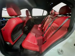Alfa Romeo Giulia 2023 Veloce 4dr Sedan