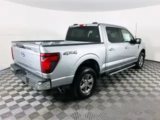 Ford F-150 2024 4x4 XLT 4dr SuperCrew 5.5 ft. SB