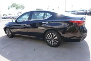 Nissan Altima 2025 2.5 SV 4dr Sedan