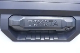 Toyota Tundra 2024 4x2 SR5 4dr CrewMax Cab Pickup SB
