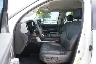 Toyota Tundra 2024 4x2 SR5 4dr CrewMax Cab Pickup SB