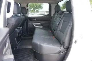 Toyota Tundra 2024 4x2 SR5 4dr CrewMax Cab Pickup SB