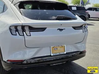 Ford Mustang Mach-E 2022 Premium 4dr SUV
