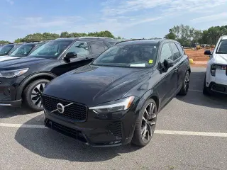 Volvo XC60 2024 AWD B5 Ultimate Dark Theme 4dr SUV