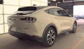 Ford Mustang Mach-E 2025 Select 4dr SUV