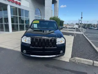 Jeep Grand Cherokee 2006 SRT8 4dr SUV 4WD w/ Front Side Airbags