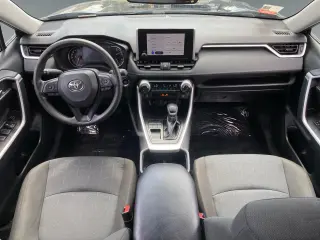 Toyota RAV4 2025 XLE 4dr SUV