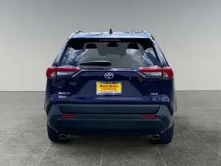 Toyota RAV4 2025 XLE 4dr SUV