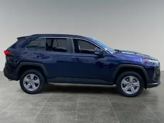 Toyota RAV4 2025 XLE 4dr SUV