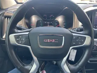 GMC Canyon 2022 4x2 Elevation 4dr Crew Cab 5 ft. SB