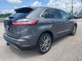 Ford Edge 2023 AWD Titanium 4dr Crossover