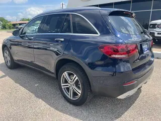 Mercedes-Benz GLC 2022 GLC 300 4dr SUV