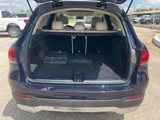 Mercedes-Benz GLC 2022 GLC 300 4dr SUV