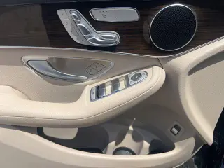 Mercedes-Benz GLC 2022 GLC 300 4dr SUV