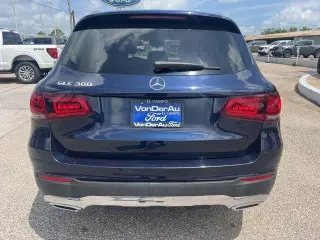 Mercedes-Benz GLC 2022 GLC 300 4dr SUV