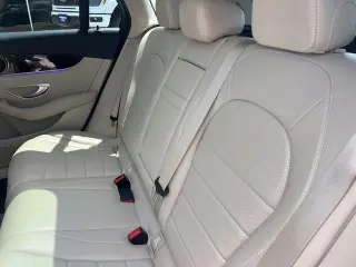 Mercedes-Benz GLC 2022 GLC 300 4dr SUV