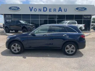 Mercedes-Benz GLC 2022 GLC 300 4dr SUV