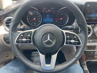 Mercedes-Benz GLC 2022 GLC 300 4dr SUV