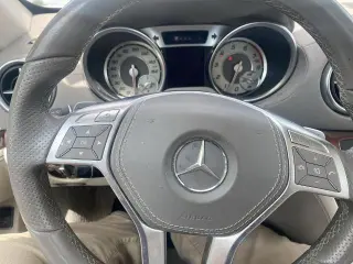 Mercedes-Benz SL-Class 2015 SL 550 2dr Convertible