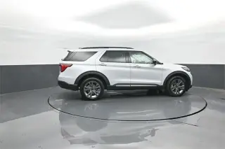 Ford Explorer 2025 AWD Active 4dr SUV