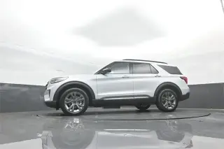 Ford Explorer 2025 AWD Active 4dr SUV