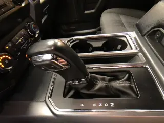 Ford F-150 2019 4x4 XLT 4dr SuperCrew 5.5 ft. SB