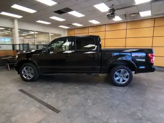Ford F-150 2019 4x4 XLT 4dr SuperCrew 5.5 ft. SB
