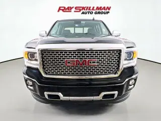 GMC Sierra 1500 2015 4x4 Denali 4dr Crew Cab 5.8 ft. SB