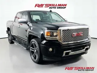 GMC Sierra 1500 2015 4x4 Denali 4dr Crew Cab 5.8 ft. SB