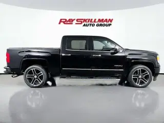 GMC Sierra 1500 2015 4x4 Denali 4dr Crew Cab 5.8 ft. SB