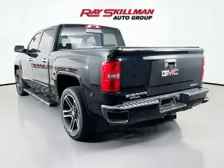GMC Sierra 1500 2015 4x4 Denali 4dr Crew Cab 5.8 ft. SB