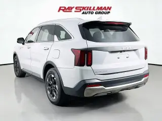 Kia Sorento 2025 S 4dr SUV