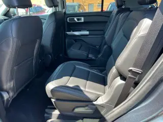 Ford Explorer 2024 AWD XLT 4dr SUV