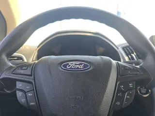Ford Edge 2022 AWD SE 4dr Crossover